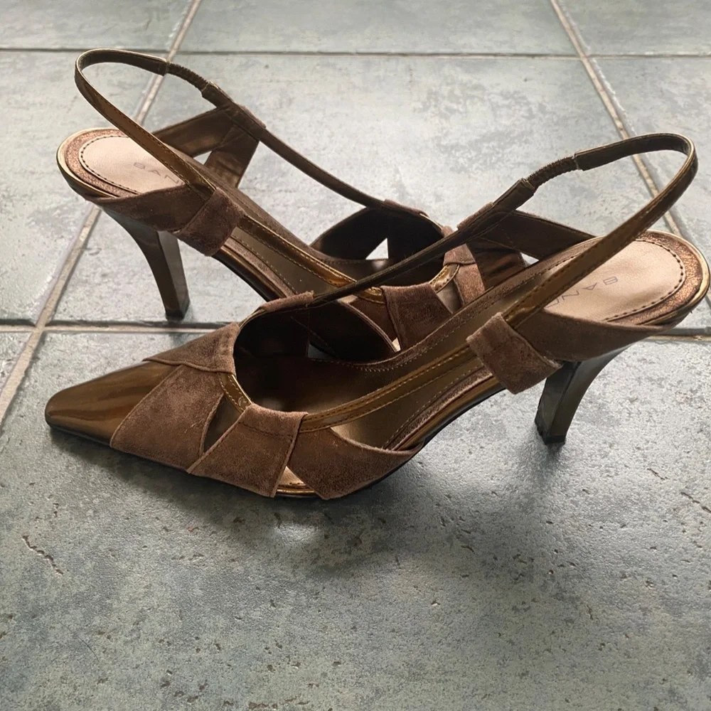 Bandolino Balena Sling Back Heel